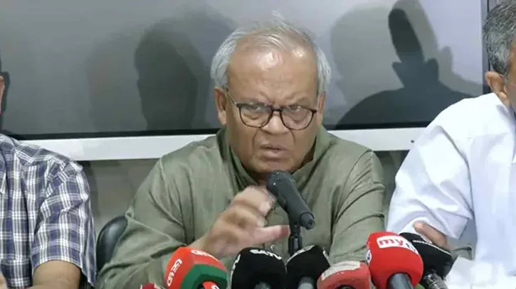 তেলের দাম বাড়লেও প্রতি লিটারে ১৪ টাকা ভর্তুকি দিতে হবে: রিজভী