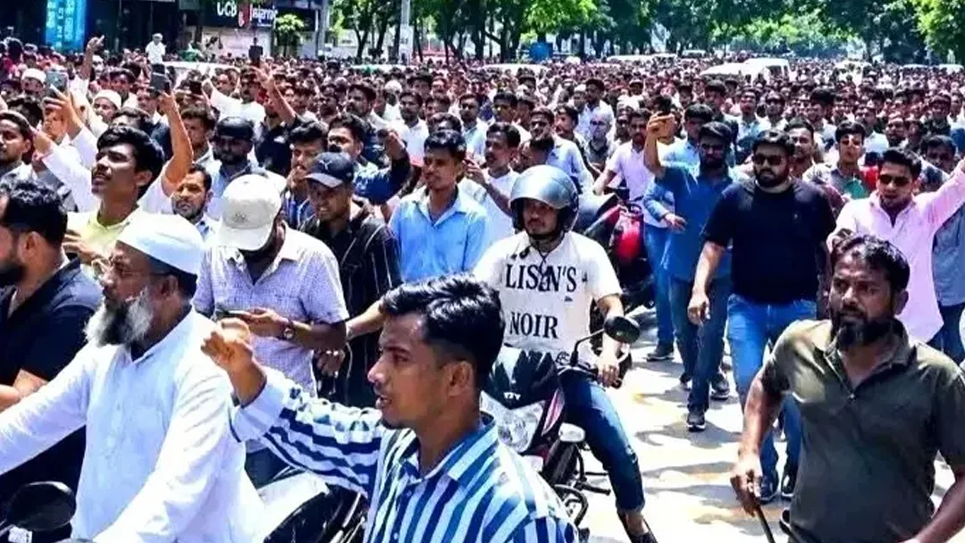 গুলশানে আ. লীগের মিছিলের ঘটনায় গ্রেপ্তার আরও ৪০