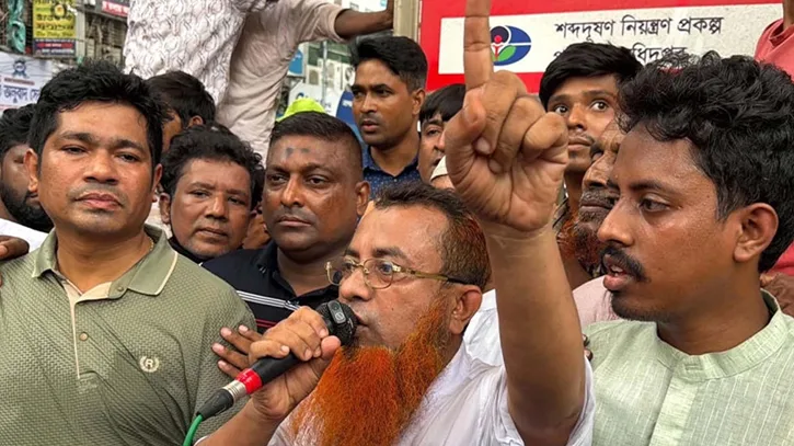 সরকারকে ৪৮ ঘণ্টার আল্টিমেটাম দিলেন অটোরিকশা চালকরা