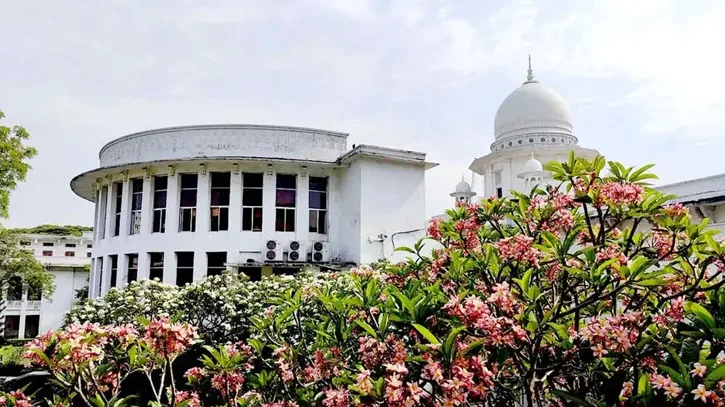 গুজব ছড়ায় এমন পেজ বন্ধে বিটিআরসিকে হাইকোর্টের নির্দেশ