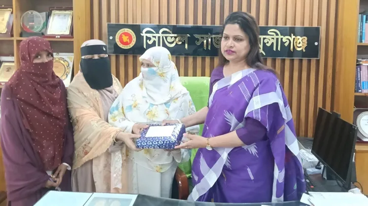 মুন্সীগঞ্জ জামায়াত মহিলা বিভাগের সরকারি কর্মকর্তাদের সাথে সৌজন্য সাক্ষাৎ