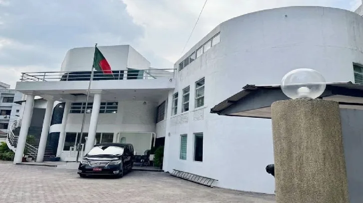 মালয়েশিয়ায় প্রবাসীদের জরুরি নির্দেশনা দিল বাংলাদেশ হাইকমিশন