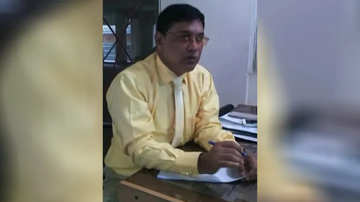 কার্যক্রম নিষিদ্ধ জেলা আওয়ামী লীগের সাবেক উপদেষ্টা গ্রেপ্তার
