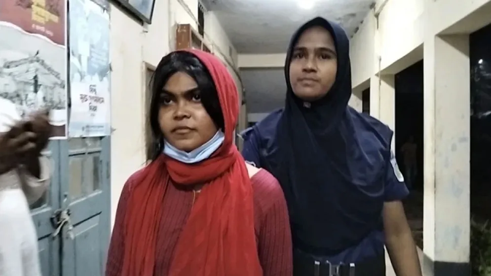 এনসিপির নেত্রীকে দল থেকে অব্যাহতি