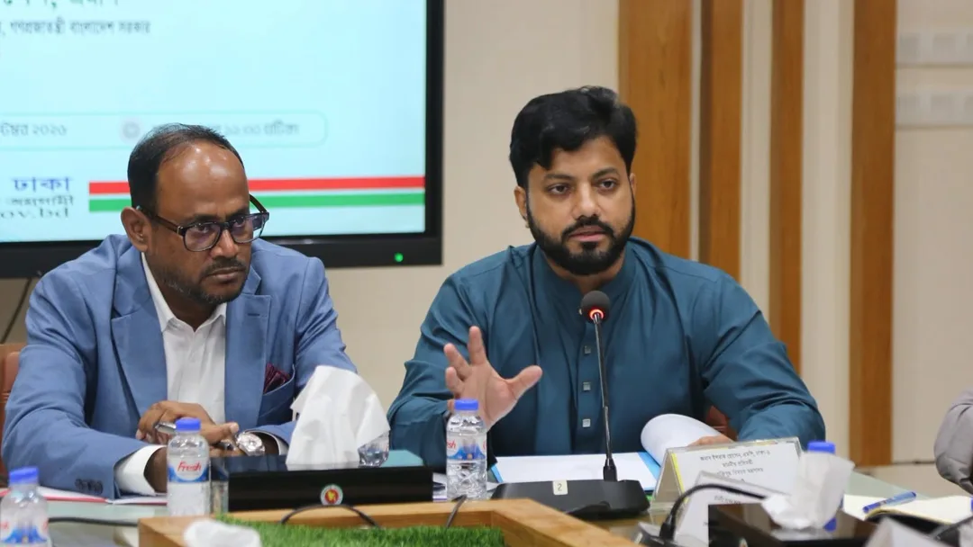 আইনশৃঙ্খলা কমিটির বৈঠকে ঢাকা ৬ এর সমস্যা তুলে ধরলেন প্রতিমন্ত্রী ইশরাক হোসেন