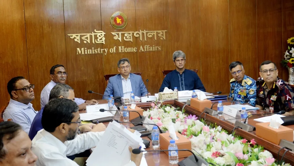 প্রকল্প বাস্তবায়নে সময়সীমা মানা ও স্বচ্ছতা নিশ্চিত করতে স্বরাষ্ট্রমন্ত্রীর নির্দেশ