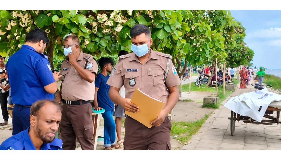 সিরাজগঞ্জে যমুনা নদী থেকে অর্ধগলিত মরদেহ উদ্ধার