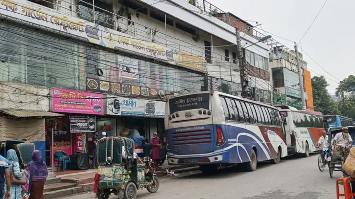 রাজশাহীর সঙ্গে দেশের সব রুটে বাস চলাচল শুরু