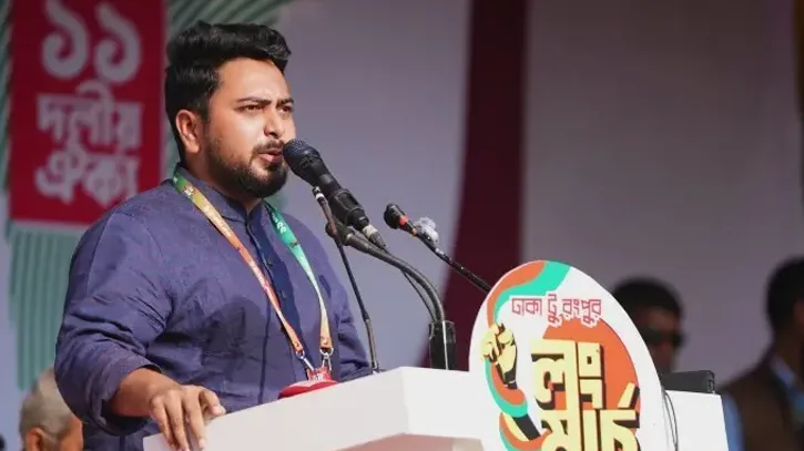 তারেক রহমান কীভাবে ক্ষমতা ছাড়বেন সেটা তাকেই ঠিক করতে হবে: নাহিদ
