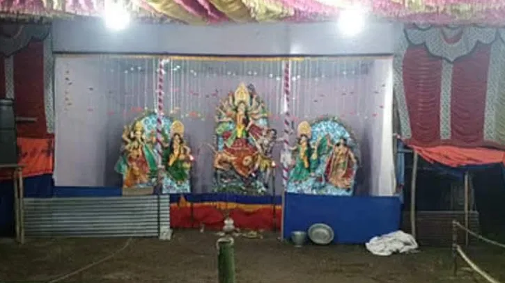 রংপুরে দুর্গামন্দিরে আরতি দিতে গিয়ে নারীর মৃত্যু, উৎসবের আনন্দ পরিণত হলো শোকে