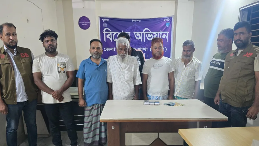 কেরানীগঞ্জে জুয়ার আসর থেকে ৭ জন গ্রেপ্তার