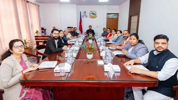 দুর্যোগ তহবিলে এক মাসের বেতন দেওয়ার সিদ্ধান্ত নেপালের মন্ত্রীদের