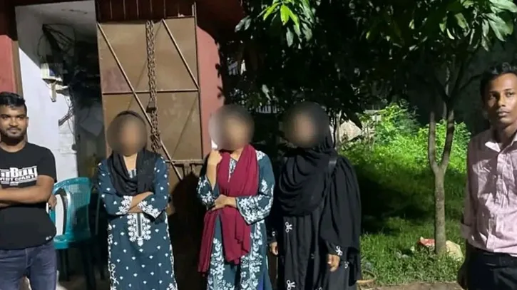 জাবির জঙ্গল থেকে ভোররাতে তিন নারীসহ ৫ বহিরাগত আটক
