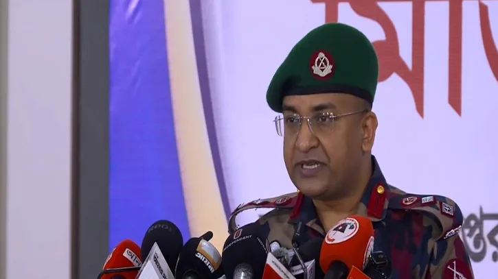 দুর্গাপূজার নিরাপত্তায় দেশজুড়ে ২,৭২৭টি মণ্ডপের নিরাপত্তায় বিজিবি, সীমান্তে মোতায়েন ৪৫০ প্লাটুন