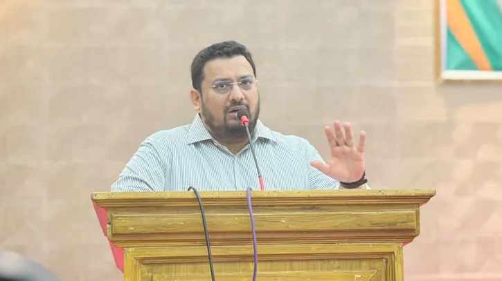 অর্থের অভাবে পার্বত্য অঞ্চলের কোনো শিক্ষার্থী যেন ঝরে না পড়ে: প্রতিমন্ত্রী মীর হেলাল