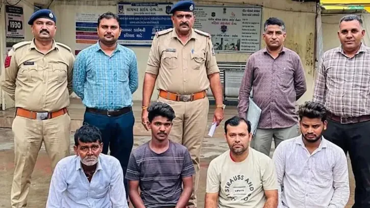 ভারতে গরু জবাইয়ের দায়ে তিনজনকে যাবজ্জীবন কারাদণ্ড