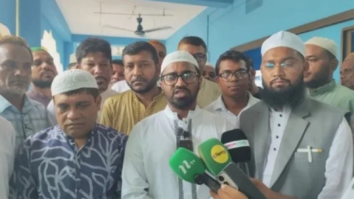 জামায়াতকে হেফাজতের কাছ থেকে ইসলামের প্রচার শেখা উচিৎ: রাশেদ খাঁন