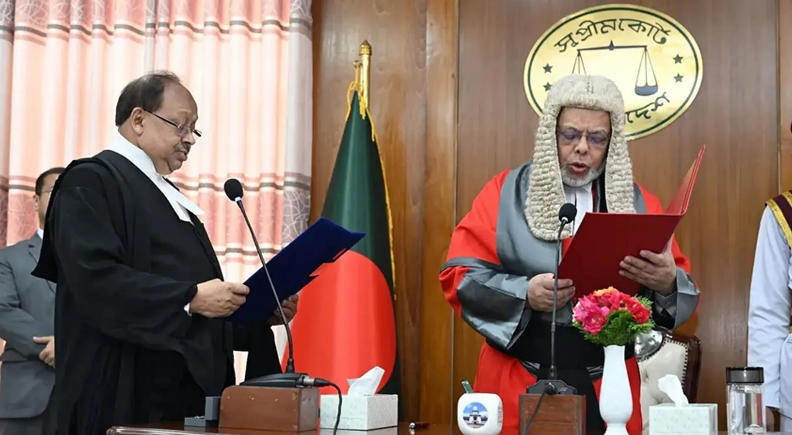 শপথ নিলেন আপিল বিভাগের নতুন বিচারপতি হাবিবুল গনি