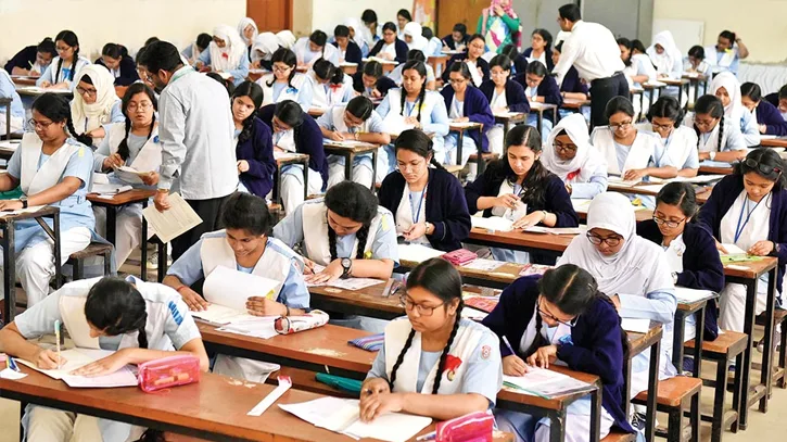 সোমবার প্রকাশ হচ্ছে এসএসসি ফল, জেনে নিন দেখার পদ্ধতি