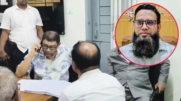 হঠাৎ সরকারি হাসপাতালে স্বাস্থ্যমন্ত্রী, সিভিল সার্জনকে বদলির নির্দেশ