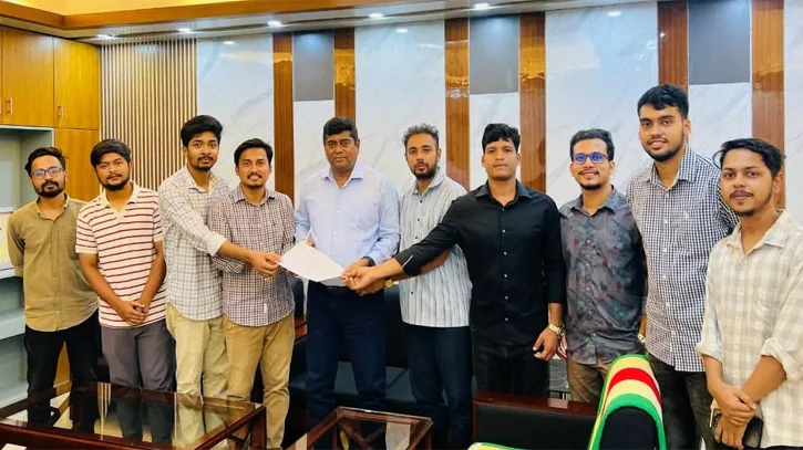 কুবিতে সৌরবিদ্যুৎ প্রকল্প বাস্তবায়নের দাবি ছাত্রদলের