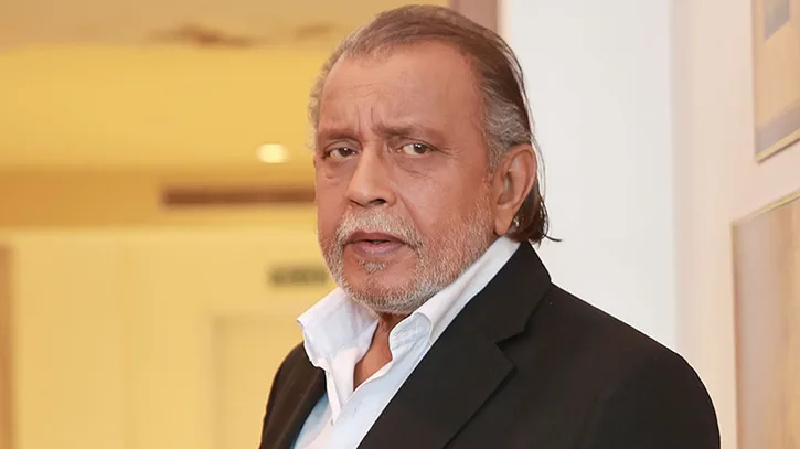 হাসপাতাল থেকে বাড়ি ফিরলেন মিঠুন চক্রবর্তী
