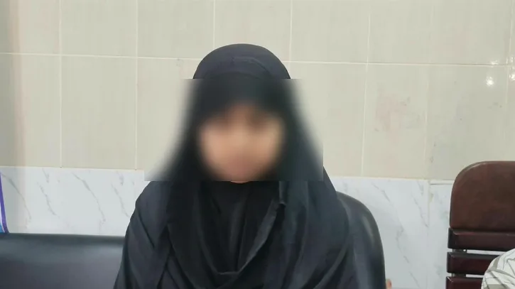 স্বামীর বিরুদ্ধে নির্যাতনের অভিযোগ, সংবাদ সম্মেলনে অসহায় নারীর কান্না