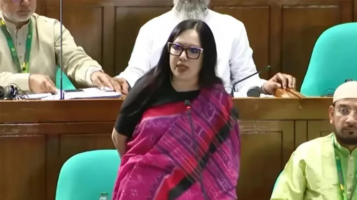 বিএনপি ক্ষমতায় আসবে আর গ্যাস-বিদ্যুৎ সংকট হবে না, এটা হতেই পারে না: সংসদে রুমিন ফারহানা