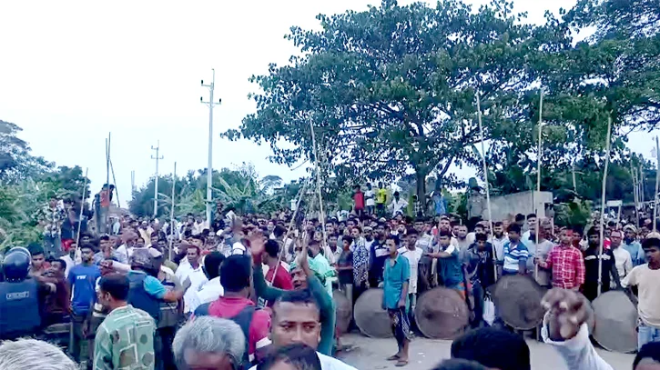 সালথায় আলটিমেটাম দিয়ে বিএনপির দুই পক্ষের সংঘর্ষ, আহত ২০