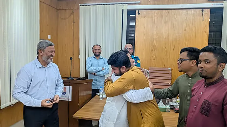 ছাত্রদল-ছাত্রশিবিরের সমঝোতার পর হলে উঠলেন শিবিরের নেতা-কর্মীরা