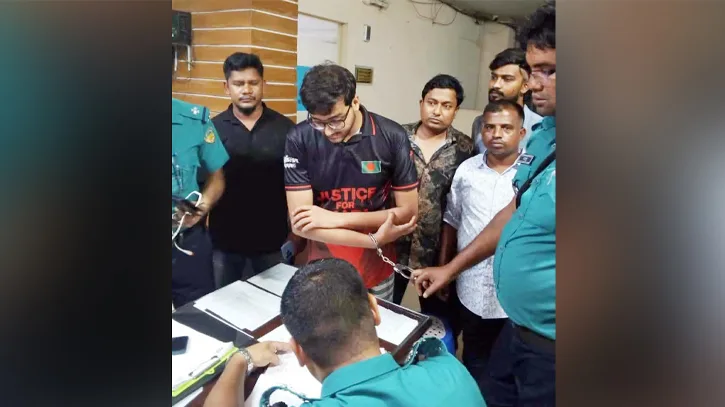 ফেসবুকে সরকারকে কটূক্তি, সন্ত্রাসবিরোধী আইনে কারাগারে সেই তরুণ